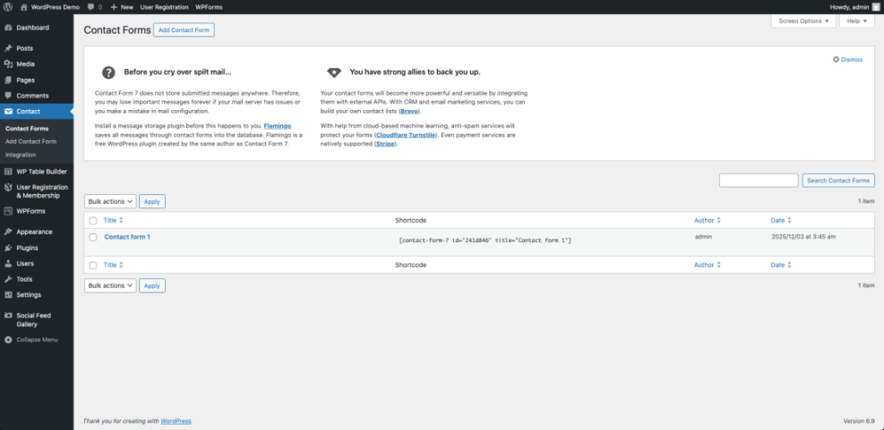 WordPress dashboard showing the Contact Form 7 plugin's forms list, with a notice about message storage (Flamingo) and integrations like Brevo, Cloudflare Turnstile, and Stripe.
