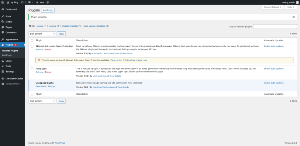WordPress plugins screen displaying the active LiteSpeed Cache plugin, with options to deactivate or configure settings, alongside Akismet and Hello Dolly.