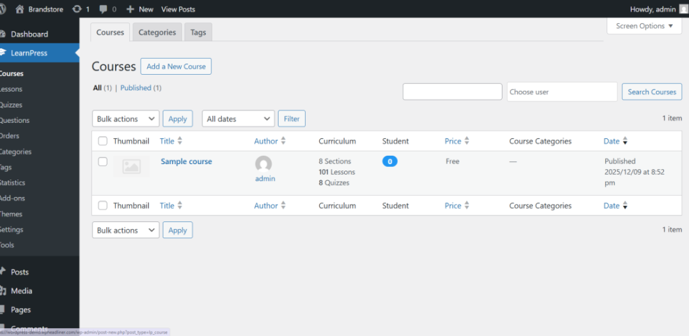 LearnPress courses administration screen in WordPress, displaying course list with details like title, author, curriculum, students, and price.