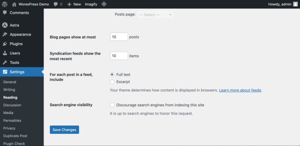 WordPress Reading Settings page displaying options for posts per page, feed content (full text or excerpt), and search engine visibility.